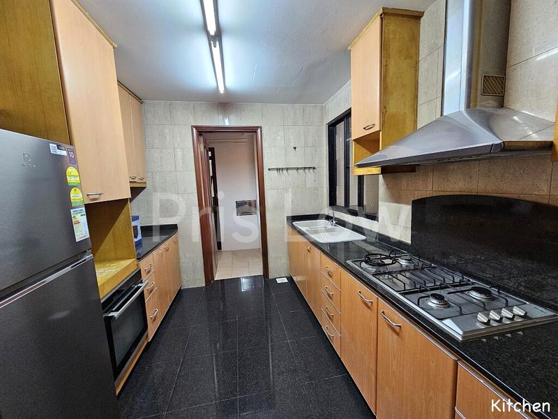 5 Bed Condo for Rent in  The Sterling - Image 11